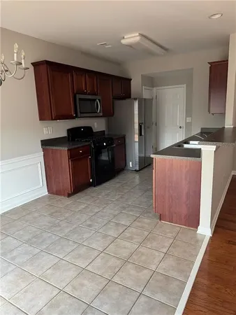 $2,600 | 160 Finchley Drive, Roswell, GA 30076