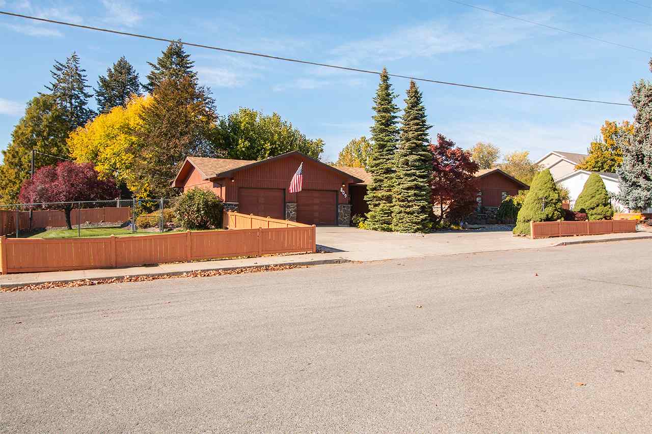 809 North Mamer Road Spokane Valley, WA 99216 - Photo 1 of 20