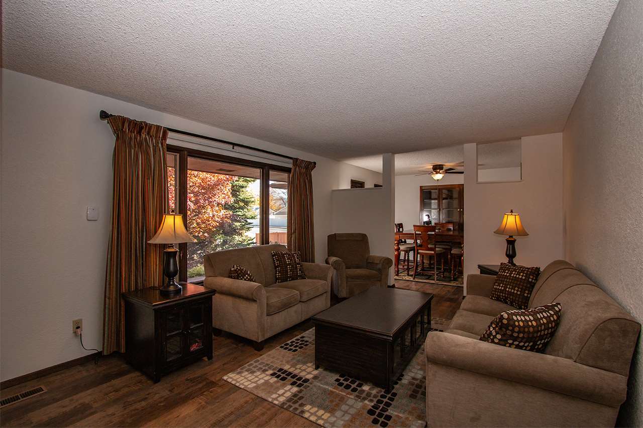809 North Mamer Road Spokane Valley, WA 99216 - Photo 3 of 20