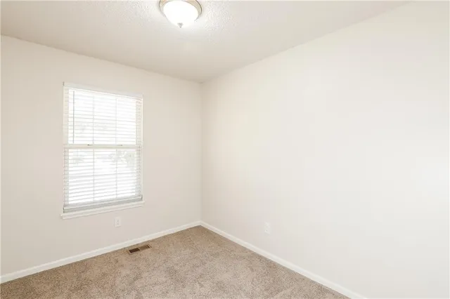 $2,345 | 11019 North Ditman Avenue, Kansas City, MO 64157