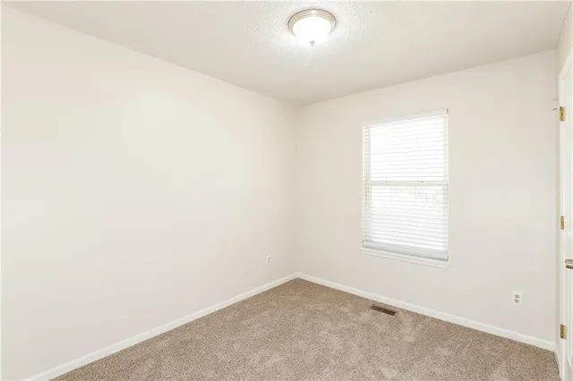 $2,345 | 11019 North Ditman Avenue, Kansas City, MO 64157