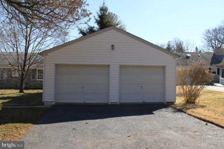 218 Ferndale Road Aberdeen, MD 21001 - Photo 14 of 22 Detached two car garage