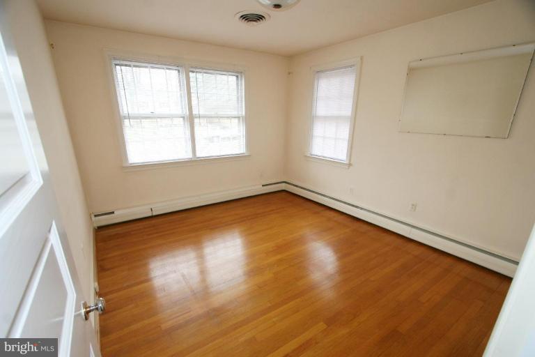 218 Ferndale Road Aberdeen, MD 21001 - Photo 15 of 22 Bedroom #2