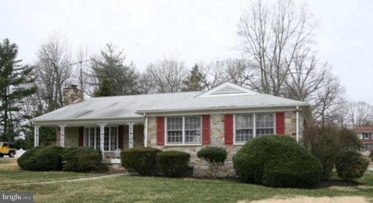 218 Ferndale Road Aberdeen, MD 21001 - Photo 3 of 22 BEAUTIFUL CURB APPEAL!