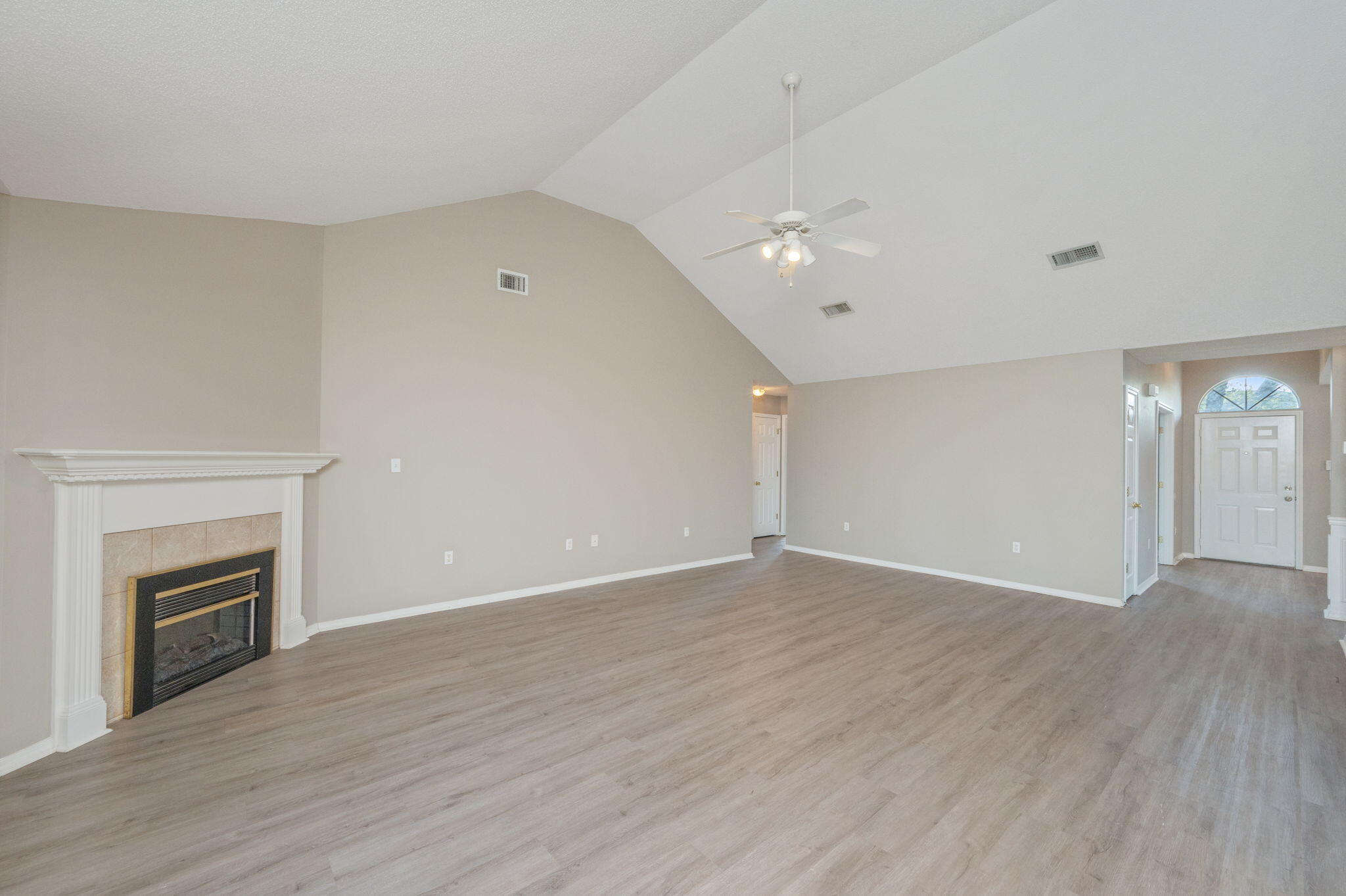 654 Brunson Street Crestview, FL 32536 - Photo 12 of 51 12-web-or-mls-654-brunson-st