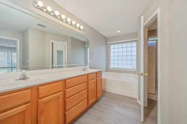 $364,900 | 654 Brunson Street, Crestview, FL 32536