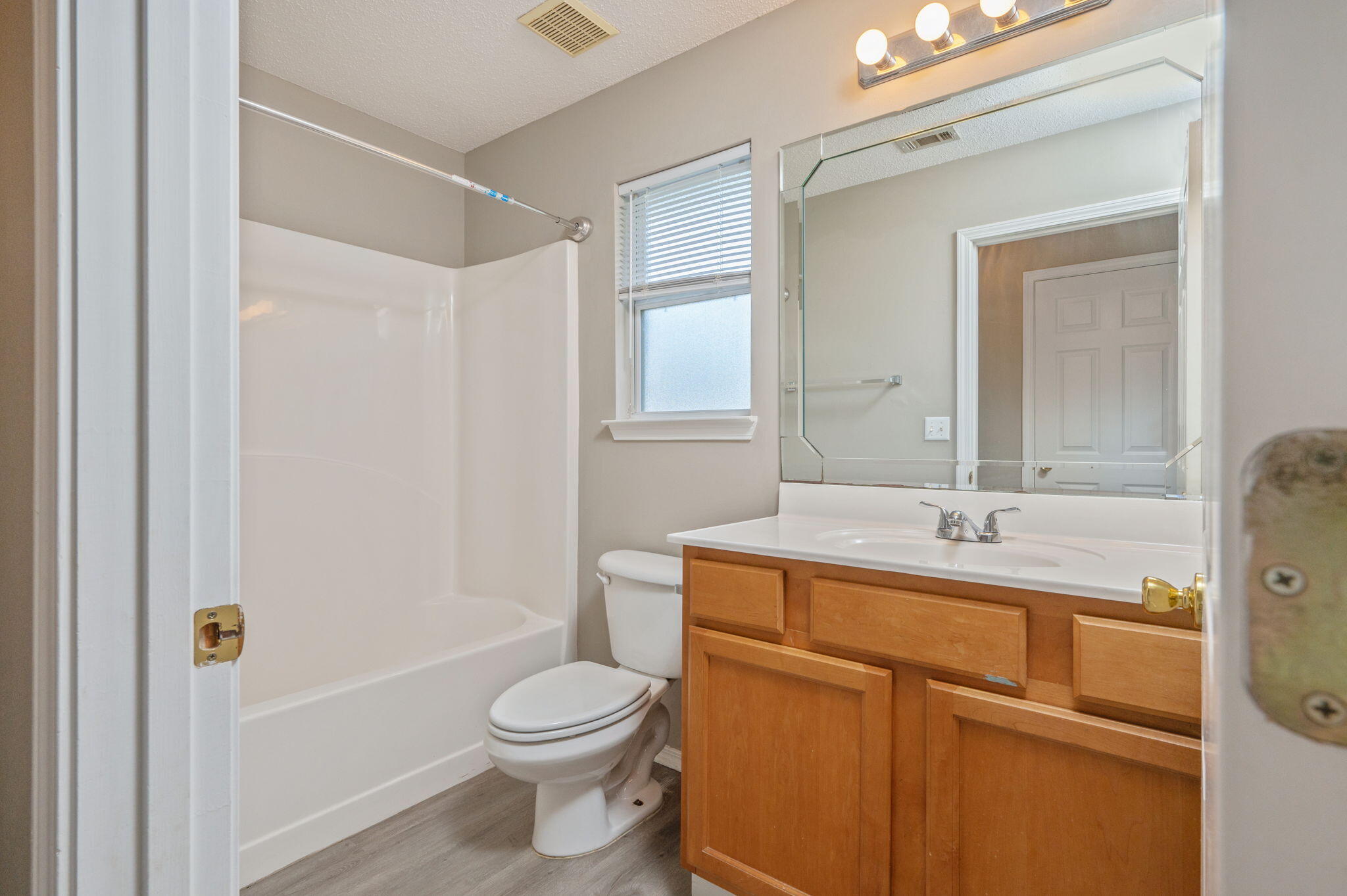 654 Brunson Street Crestview, FL 32536 - Photo 33 of 51 33-web-or-mls-654-brunson-st