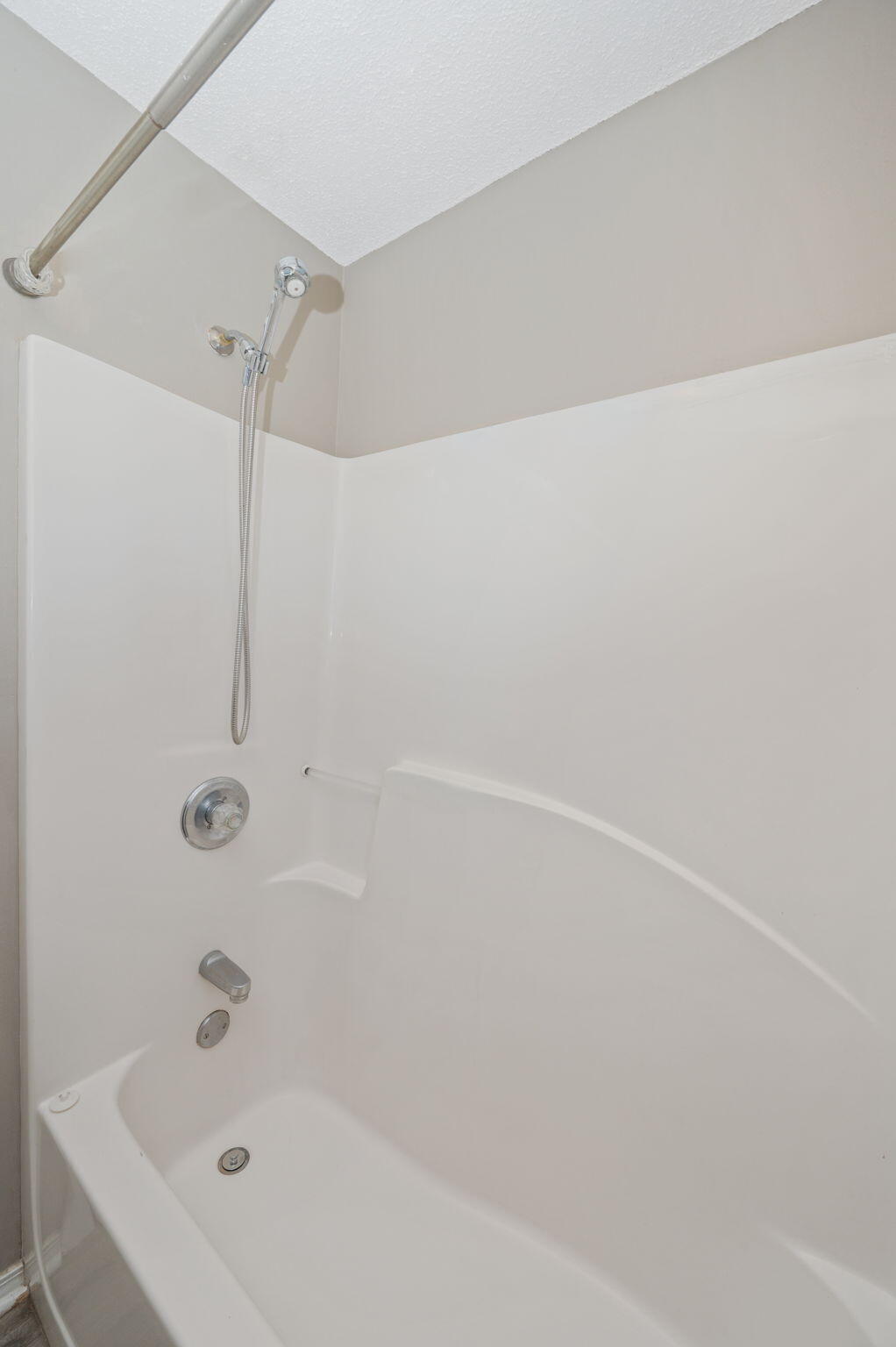 654 Brunson Street Crestview, FL 32536 - Photo 40 of 51 40-web-or-mls-654-brunson-st