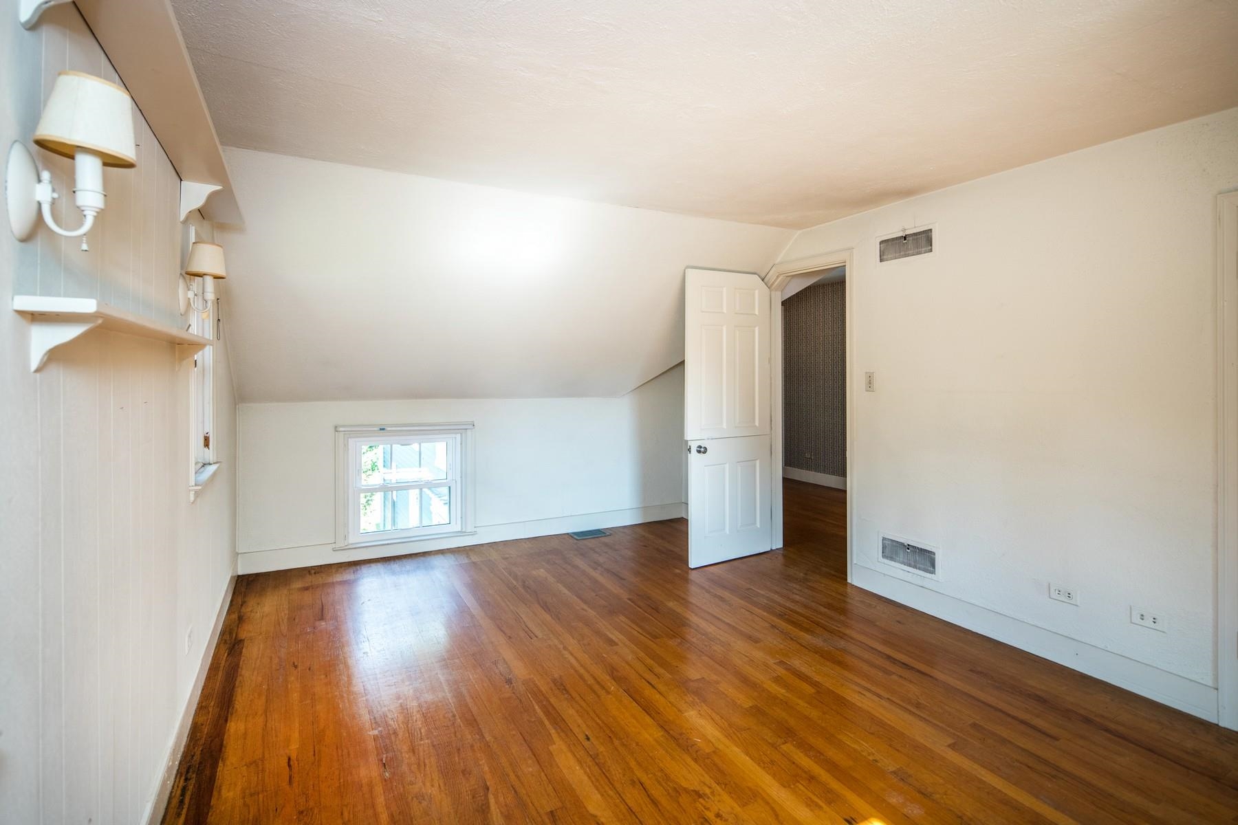 38 Linden Street Rutland, VT 05701 - Photo 16 of 32