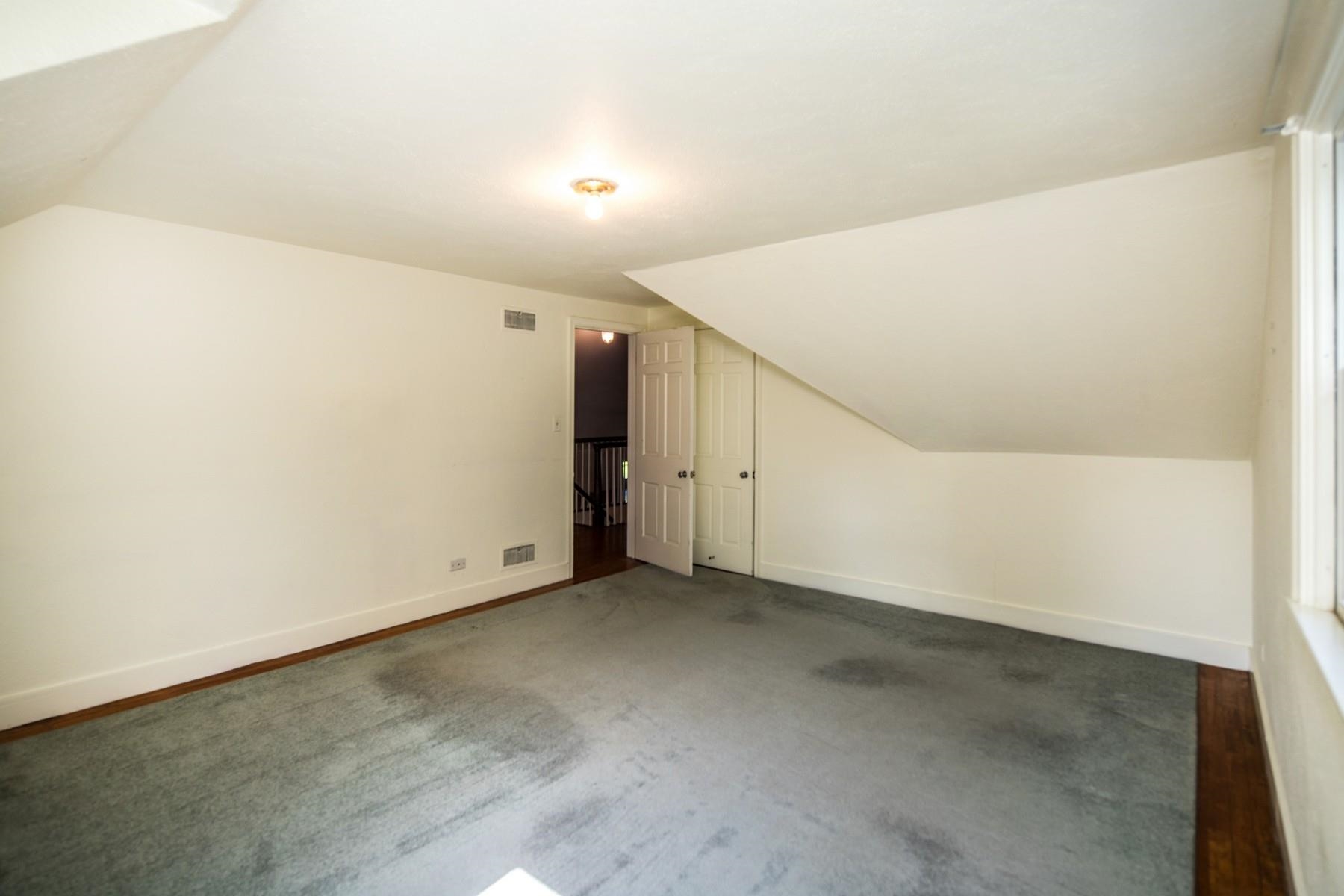 38 Linden Street Rutland, VT 05701 - Photo 17 of 32