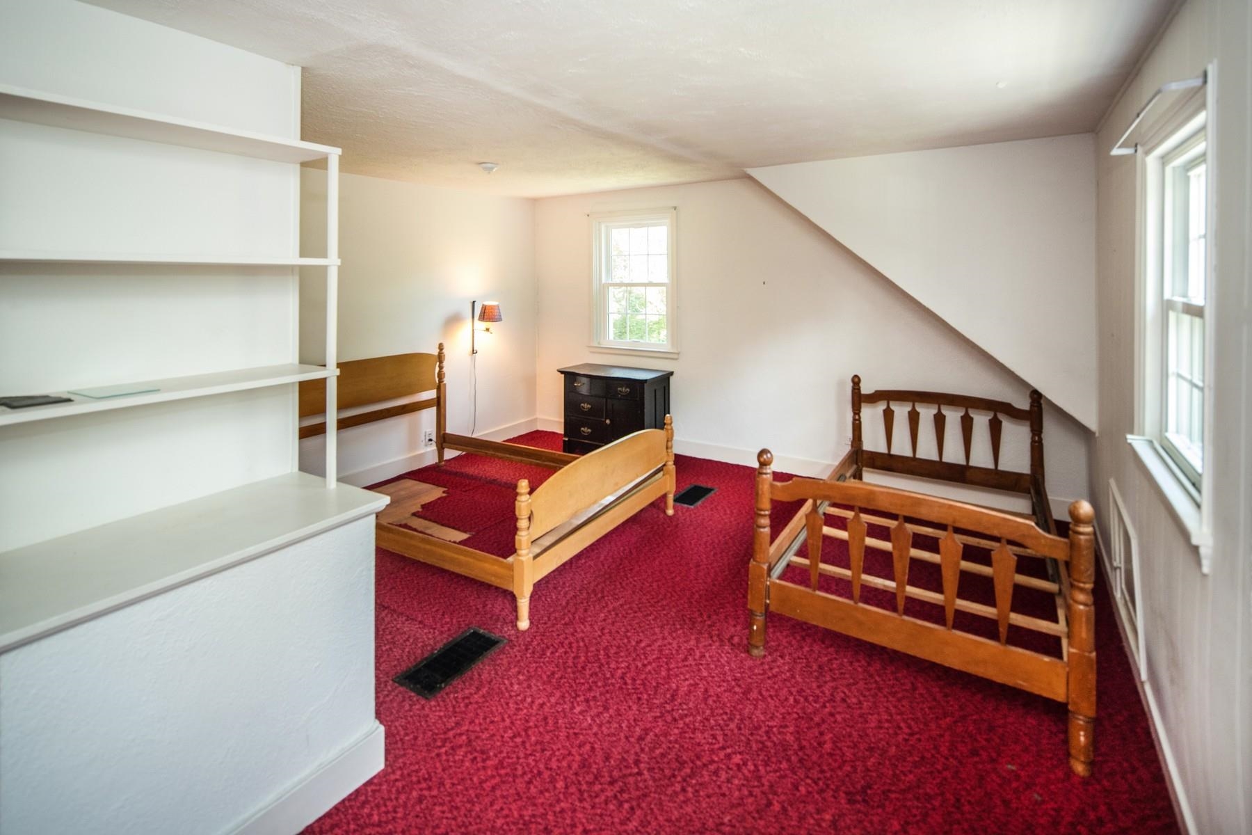 38 Linden Street Rutland, VT 05701 - Photo 19 of 32