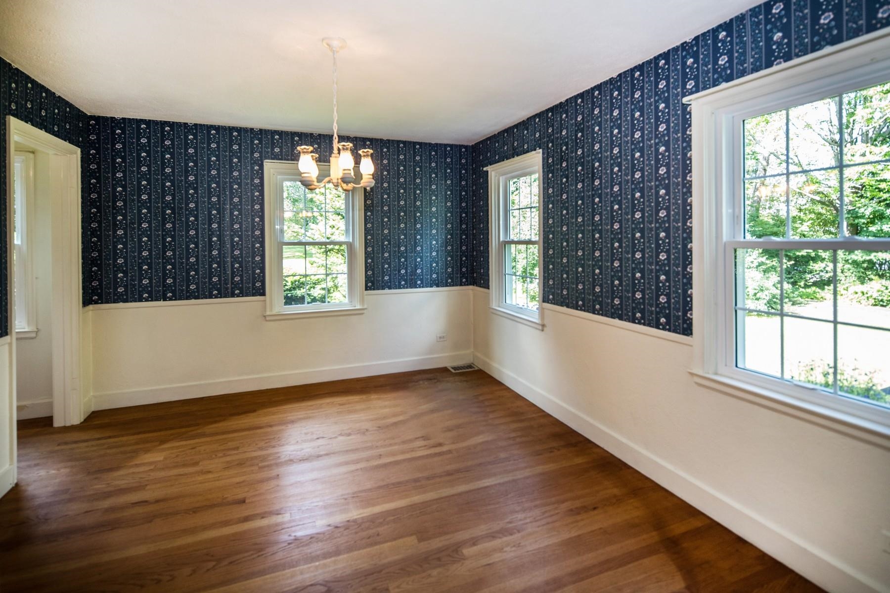 38 Linden Street Rutland, VT 05701 - Photo 5 of 32