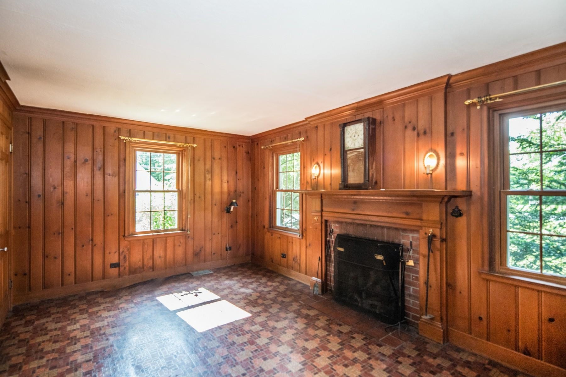 38 Linden Street Rutland, VT 05701 - Photo 9 of 32