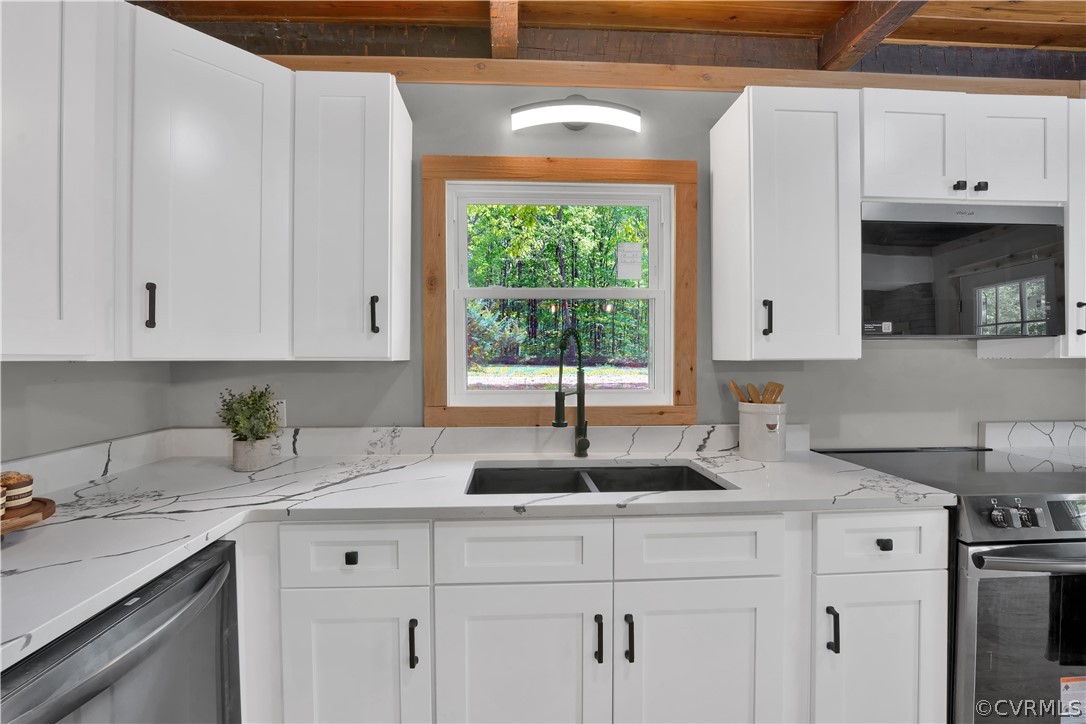 4220 Lockin Road Powhatan, VA 23139 - Photo 15 of 50 Gallery Image 15