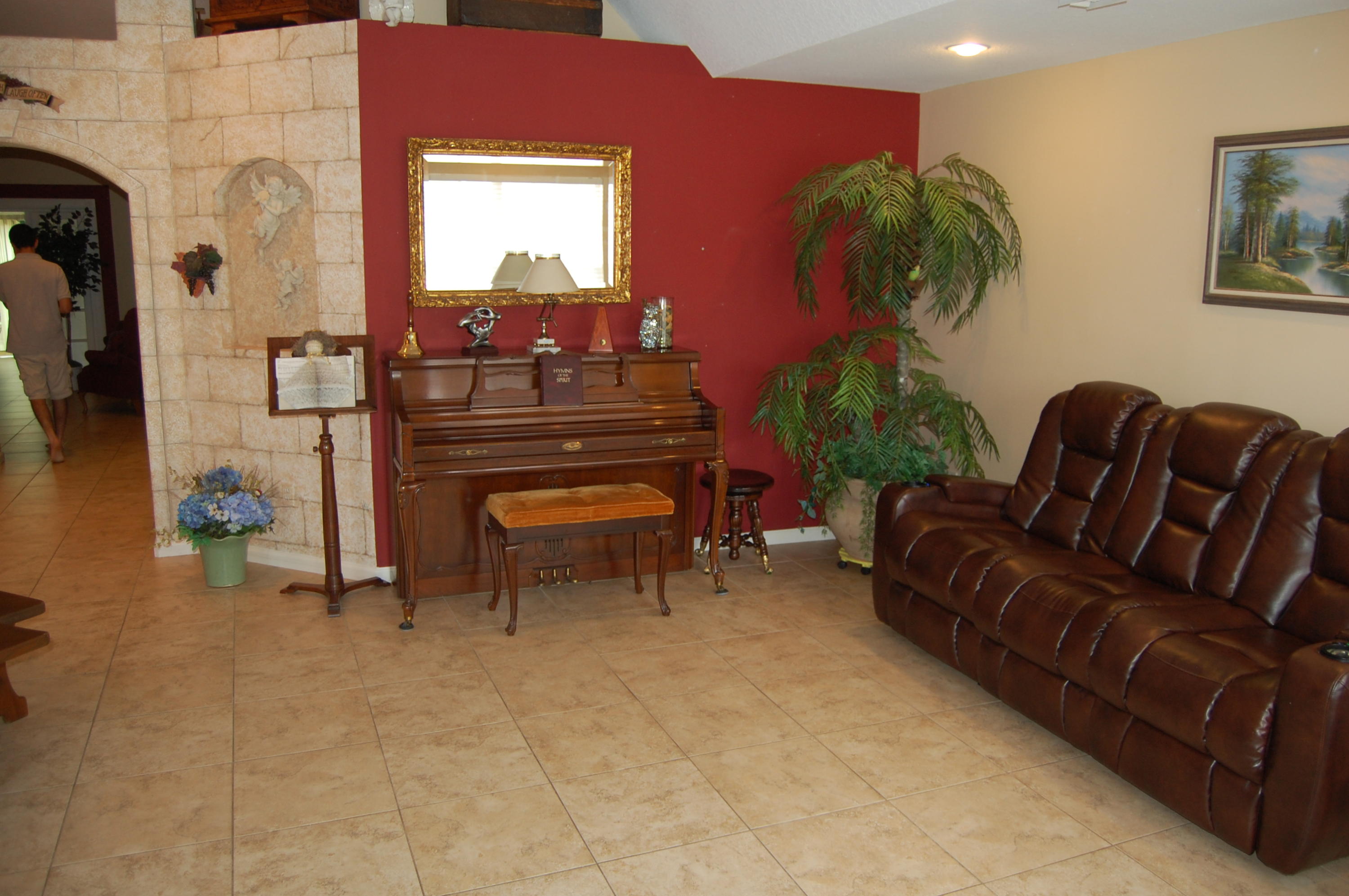 6261 Michael Street Jupiter, FL 33458 - Photo 4 of 16 PETERSON LIVING ROOM 3