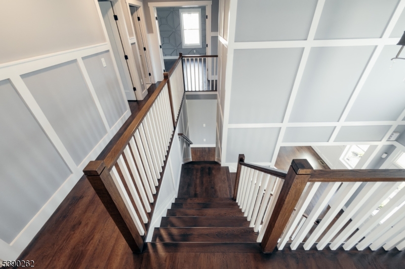 4 Hemlock Circle Warren, NJ 07059 - Photo 19 of 28 a view of entryway
