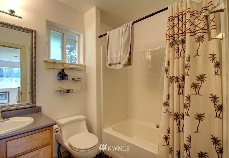 401 Burlingame Road Mount Vernon, WA 98274 - Photo 10 of 23 Gallery Image 10
