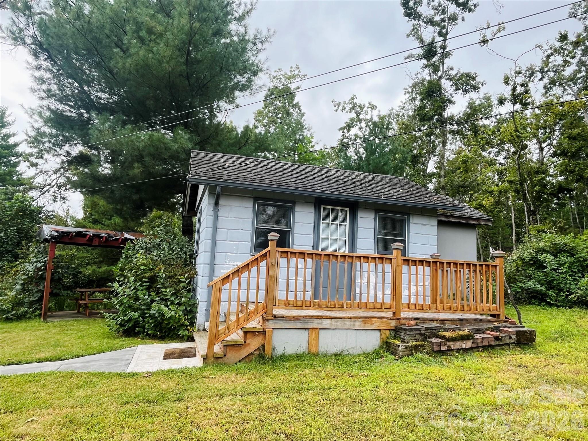 74 Vaughn Road Spruce Pine, NC 28777 - Photo 26 of 41 Gallery Image 26