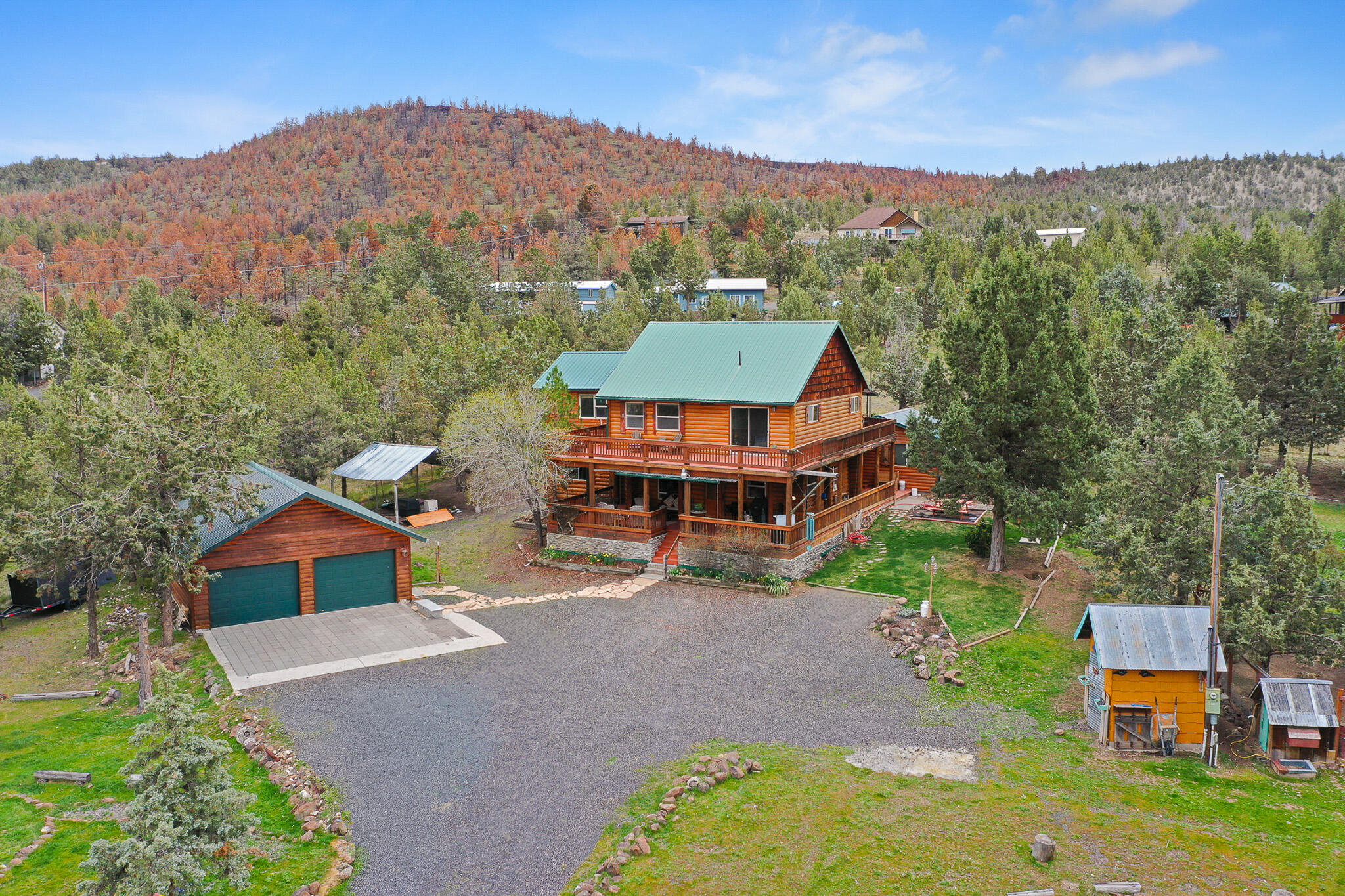 2260 Southeast Highland Road Prineville, OR 97754 - Photo 1 of 31 01
