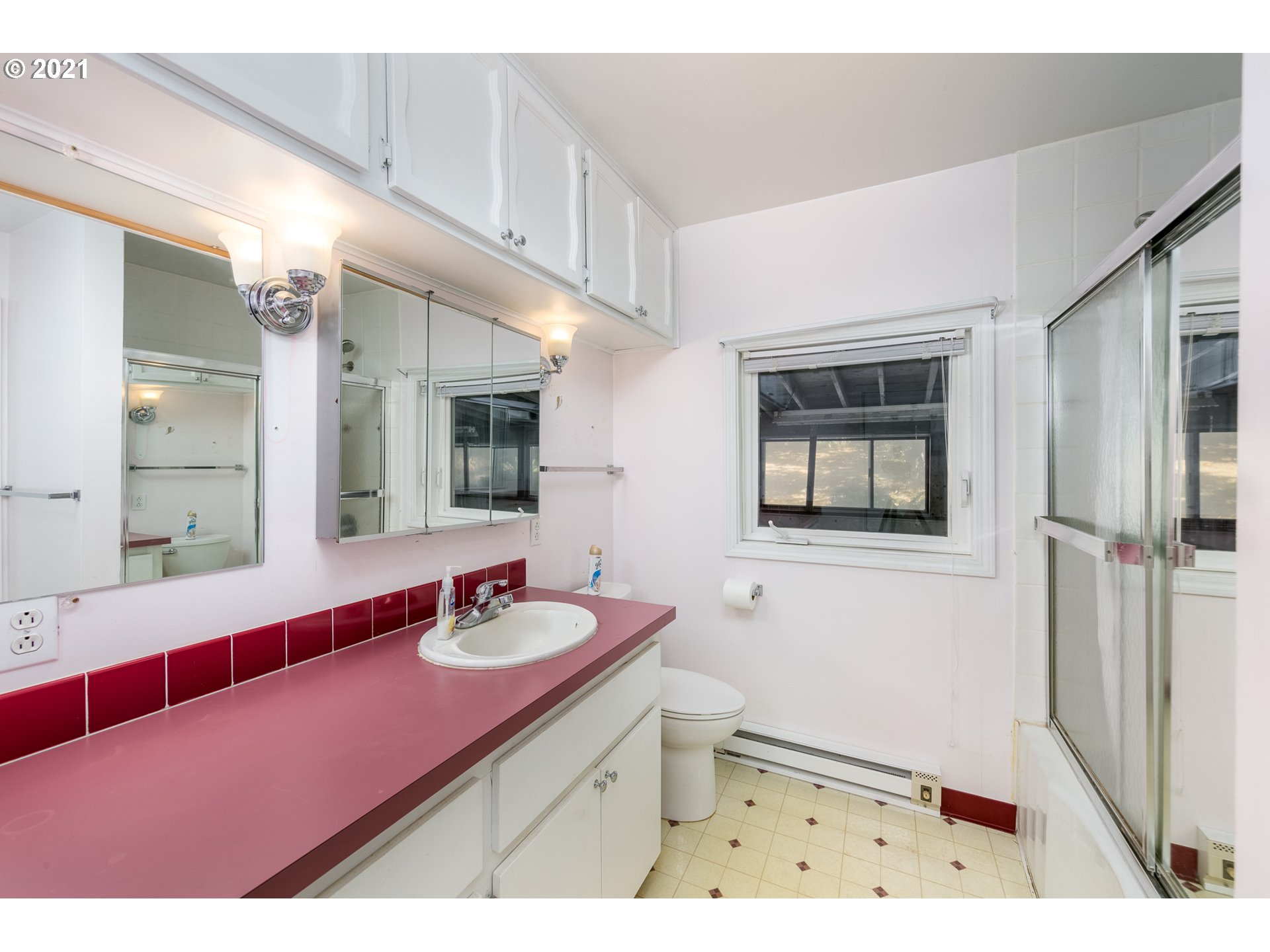 6302 East Loop Road Stevenson, WA 98648 - Photo 13 of 22 Gallery Image 13