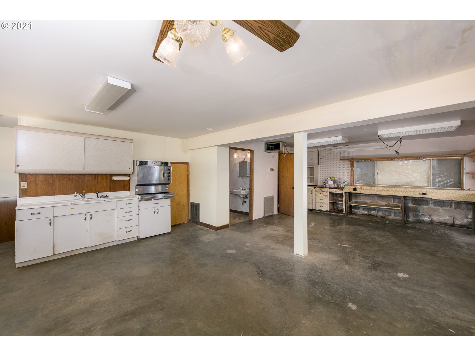 6302 East Loop Road Stevenson, WA 98648 - Photo 18 of 22 Gallery Image 18