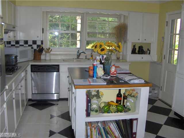 1161 Sweetbriar Road High Point, NC 27262 - Photo 3 of 6 Kitchen.