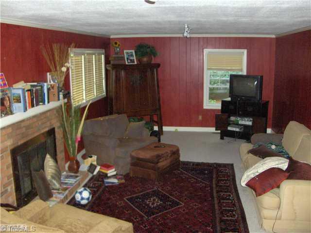 1161 Sweetbriar Road High Point, NC 27262 - Photo 4 of 6 Den/Family/Great Room.