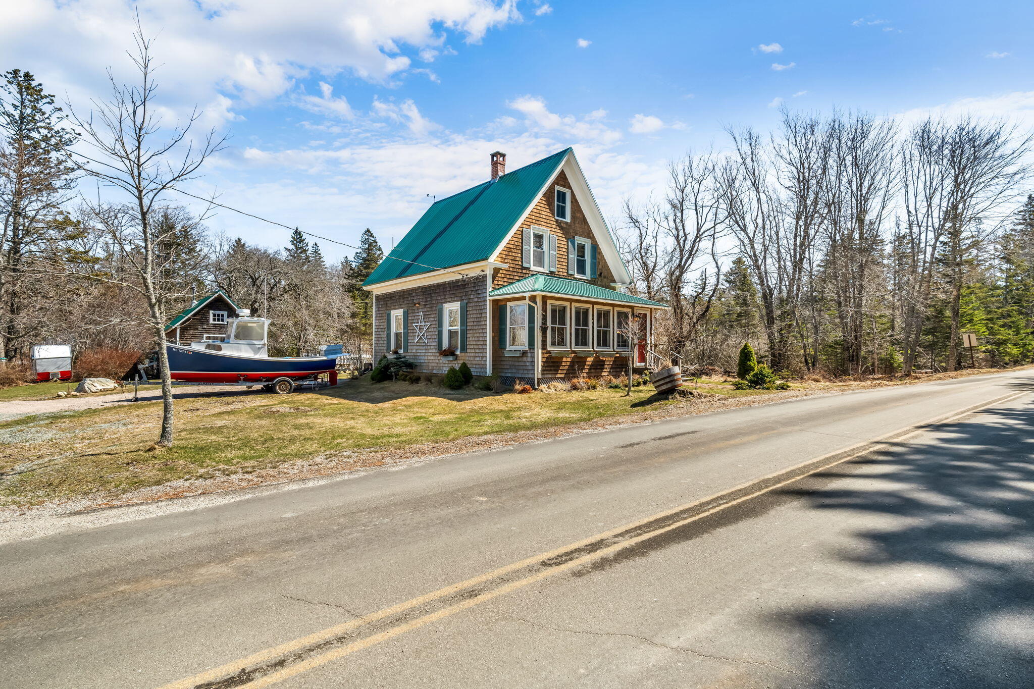 281 Atlantic Road Swans Island, ME 04685 - Photo 3 of 93 56-web-or-mls-281-atlantic-rd
