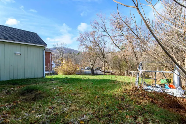 $170,000 | 136 McKinley Street, Bennington, VT 05201