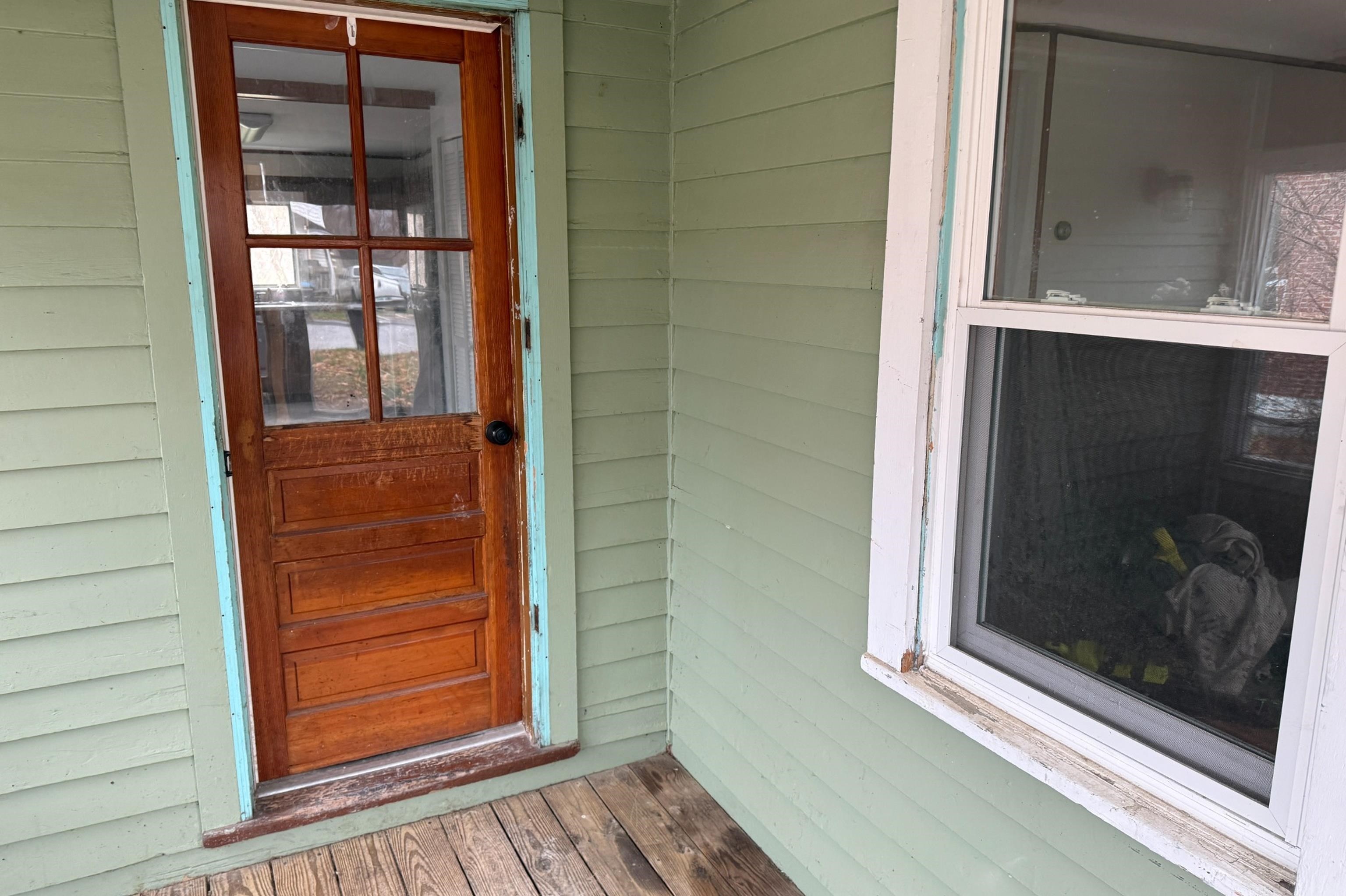 136 McKinley Street Bennington, VT 05201 - Photo 6 of 26