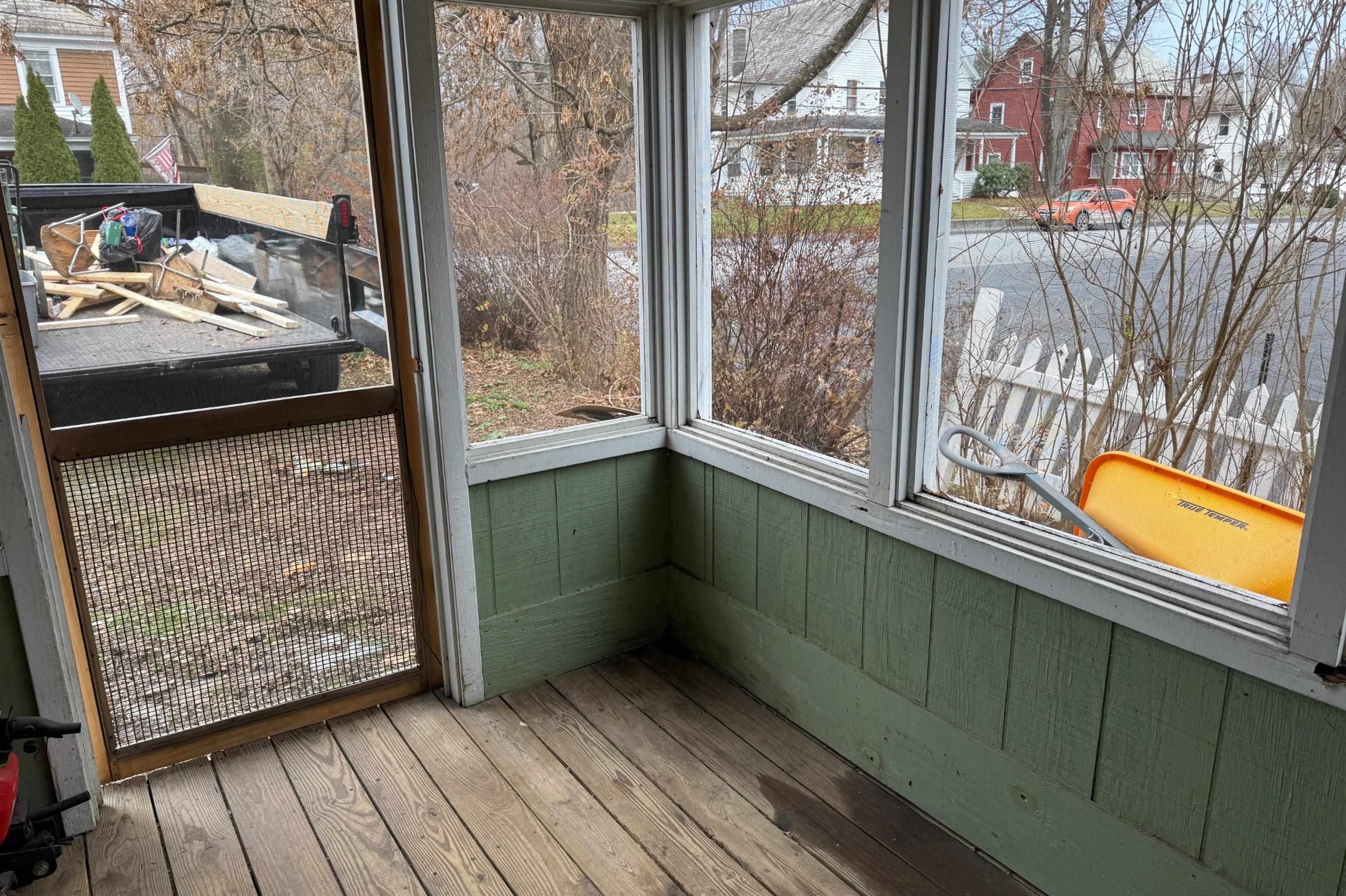 136 McKinley Street Bennington, VT 05201 - Photo 8 of 26