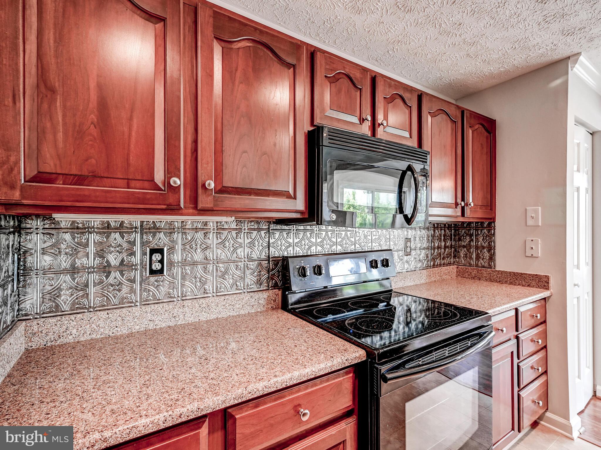 8257 Poplar Mill Road, Unit 8257 Nottingham, MD 21236 - Photo 15 of 29 Gallery Image 15