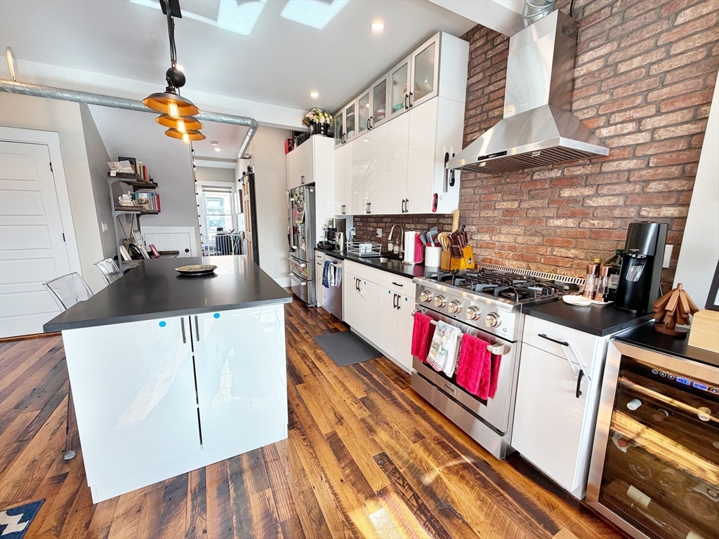 63 Marion Street, Unit 2 Boston, MA 02128 - Photo 4 of 24