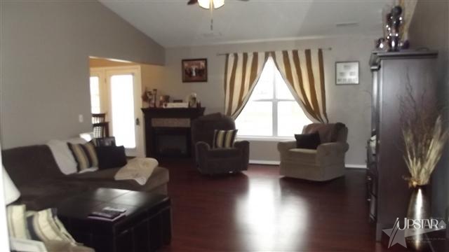 111 West Chapel Chase Drive Decatur, IN 46733 - Photo 12 of 21 Gallery Image 12