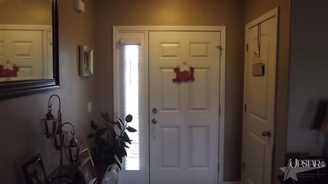 111 West Chapel Chase Drive Decatur, IN 46733 - Photo 6 of 21 Gallery Image 6