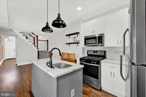 $399,999 | 2 West Barney Street, Baltimore, MD 21230