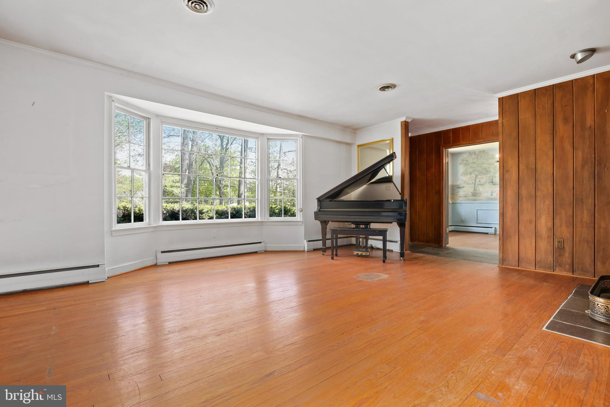 14816 Claude Lane Silver Spring, MD 20905 - Photo 3 of 52