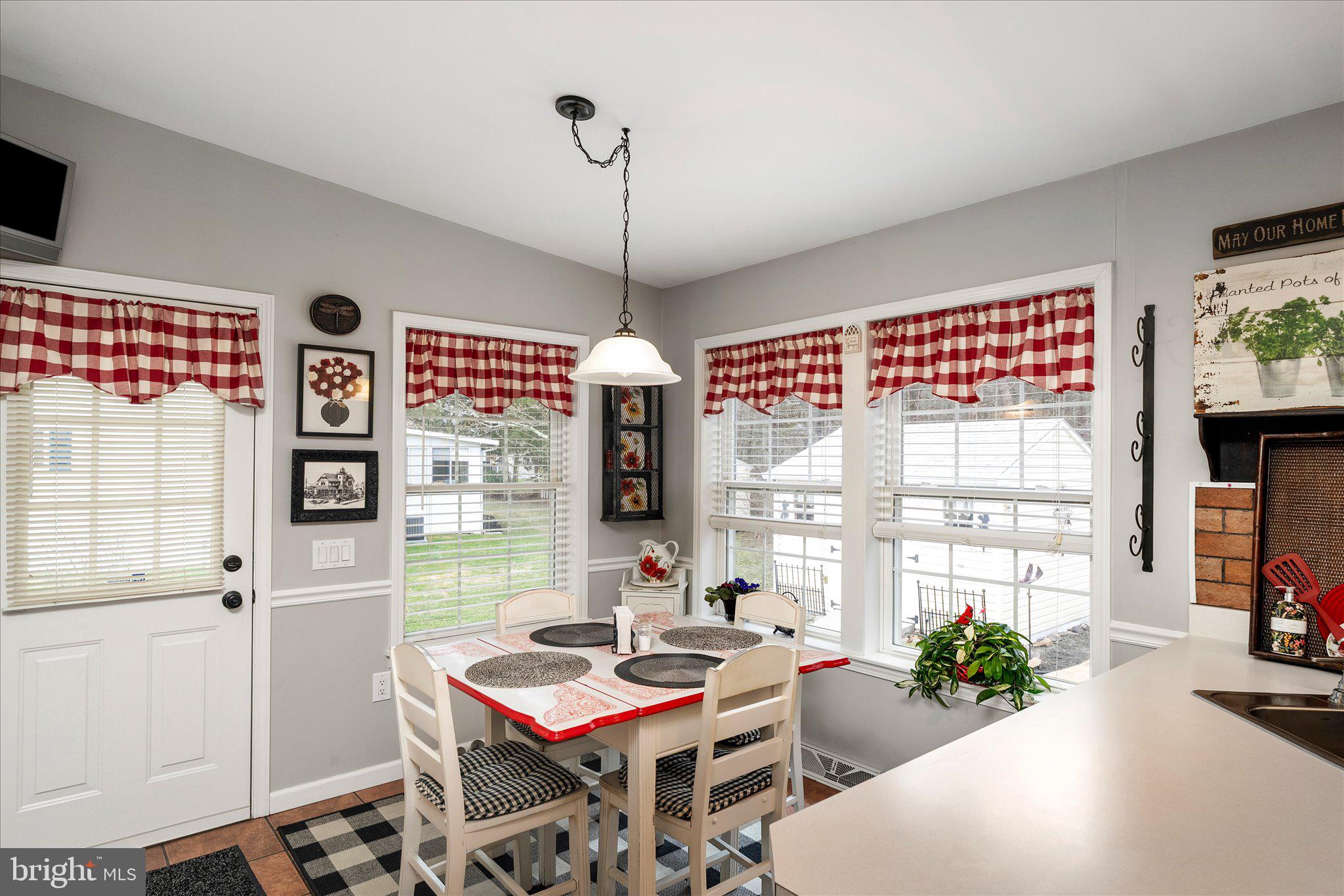 11 Mulberry Drive Cream Ridge, NJ 08514 - Photo 15 of 41