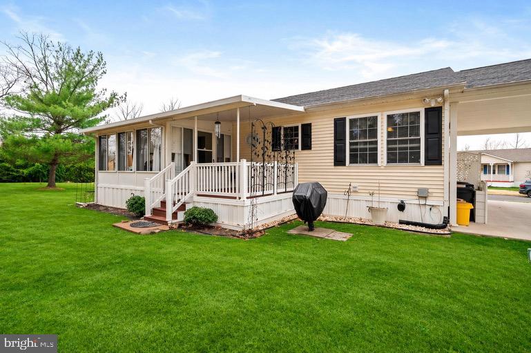 11 Mulberry Drive Cream Ridge, NJ 08514 - Photo 2 of 41