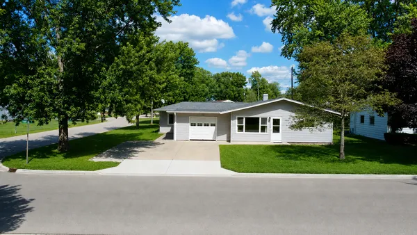 $189,900 | 1418 Chippewa Drive, Ottawa, IL 61350