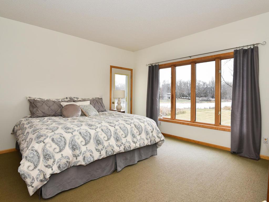 26525 Edgewood Road Excelsior, MN 55331 - Photo 22 of 47