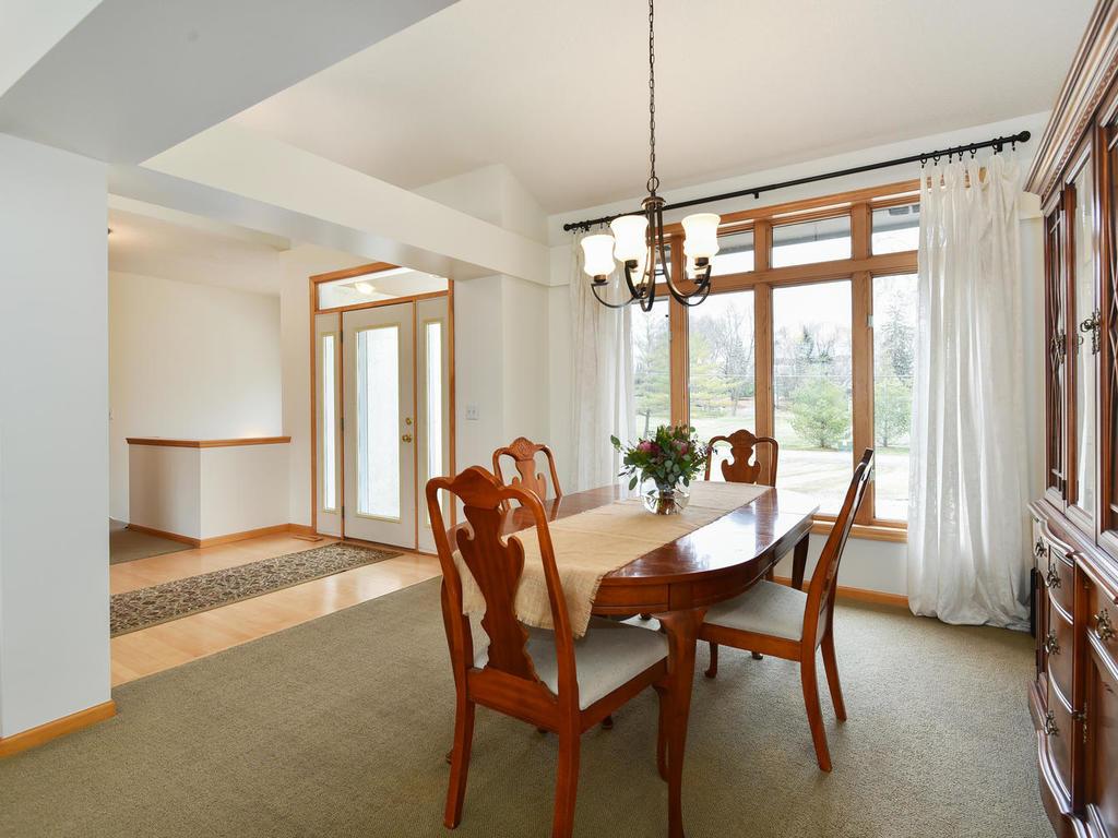 26525 Edgewood Road Excelsior, MN 55331 - Photo 9 of 47