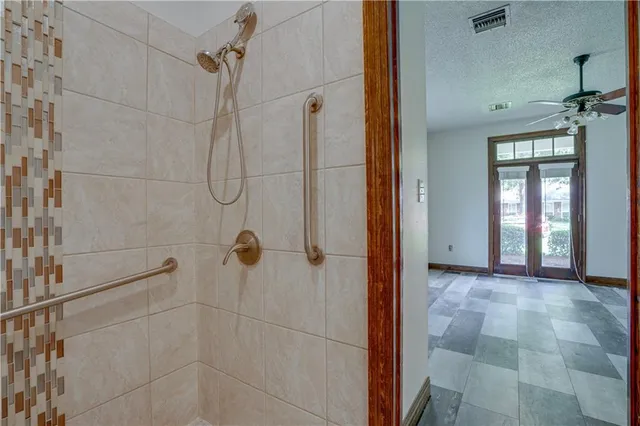 $399,000 | 119 Gondrella Drive, Belle Chasse, LA 70037