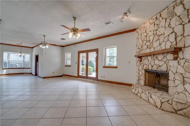 $399,000 | 119 Gondrella Drive, Belle Chasse, LA 70037