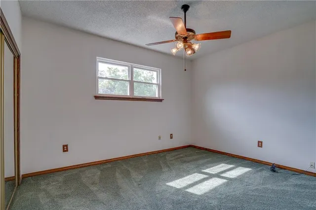 $399,000 | 119 Gondrella Drive, Belle Chasse, LA 70037