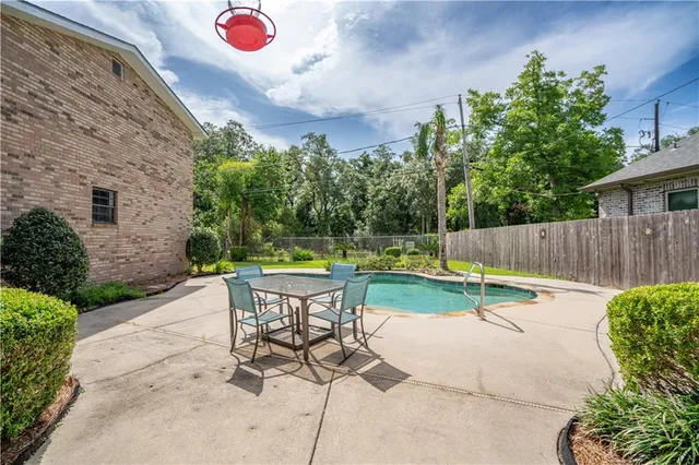 $399,000 | 119 Gondrella Drive, Belle Chasse, LA 70037