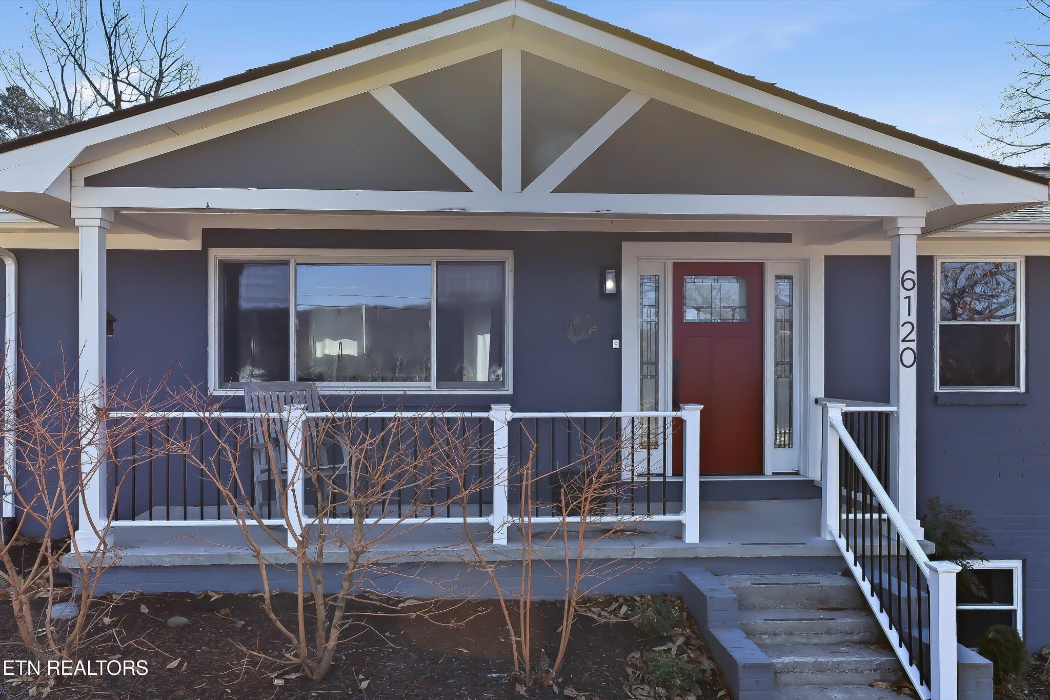 6120 Cline Road Knoxville, TN 37938 - Photo 4 of 29 a view of entryway with wooden floor