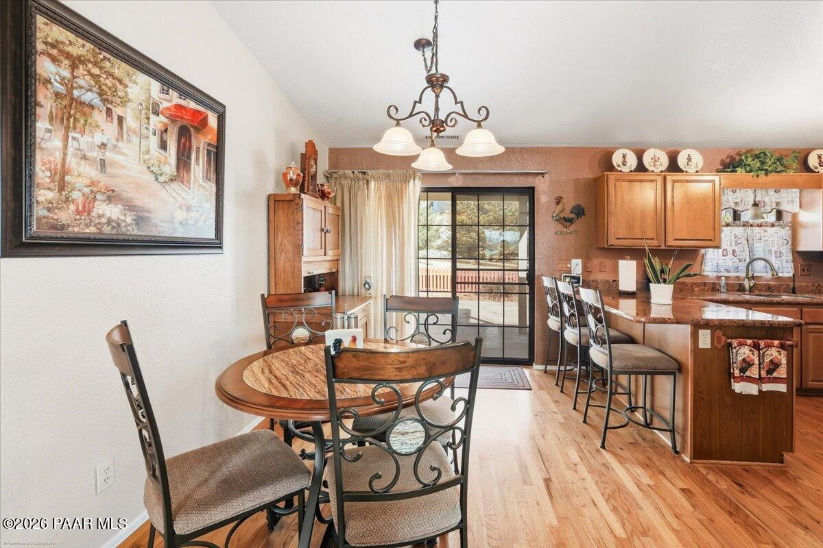 10812 Buckboard Trail Dewey, AZ 86327 - Photo 11 of 30 Dining Room