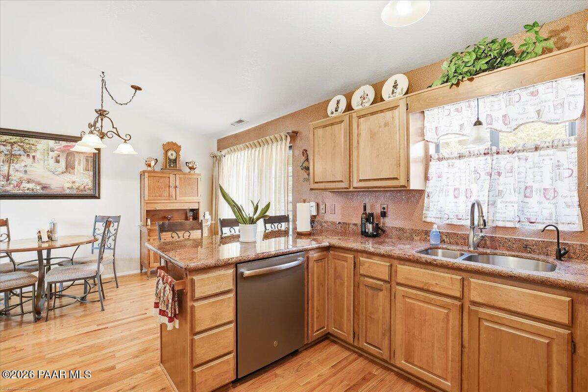 10812 Buckboard Trail Dewey, AZ 86327 - Photo 16 of 30 Kitchen