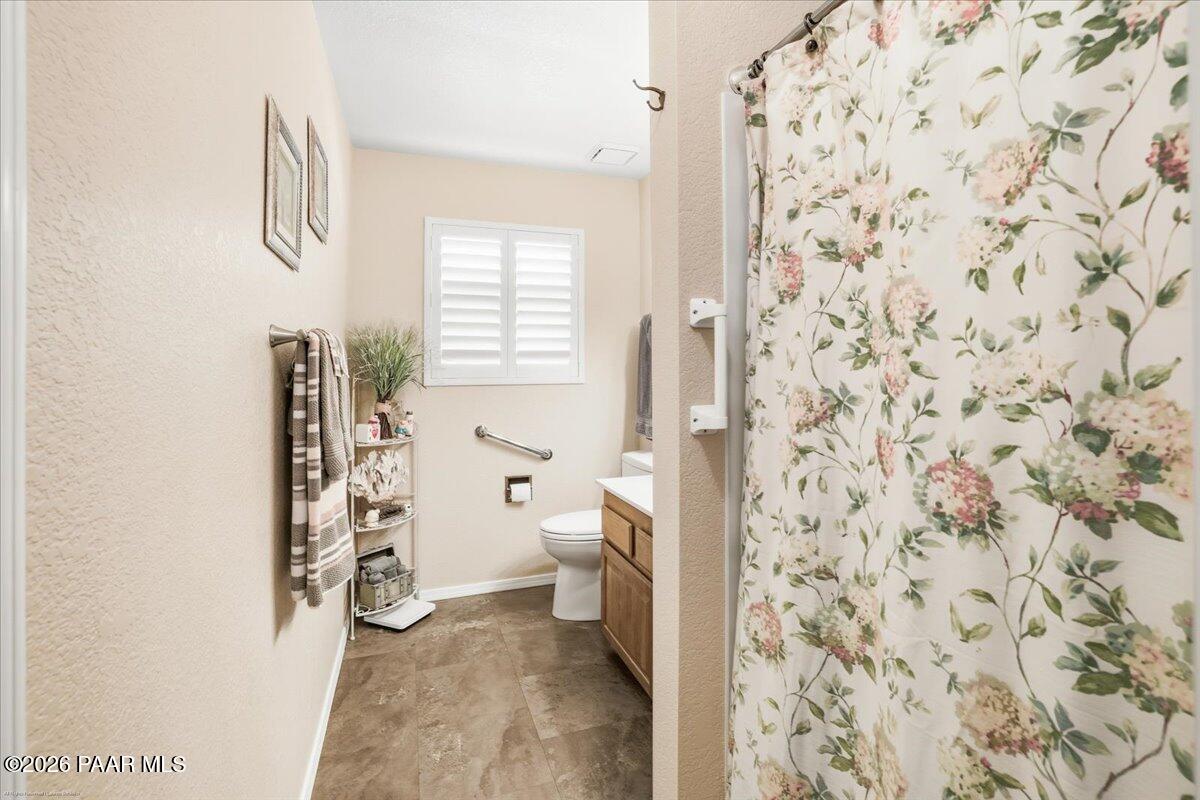 10812 Buckboard Trail Dewey, AZ 86327 - Photo 22 of 30 Bathroom